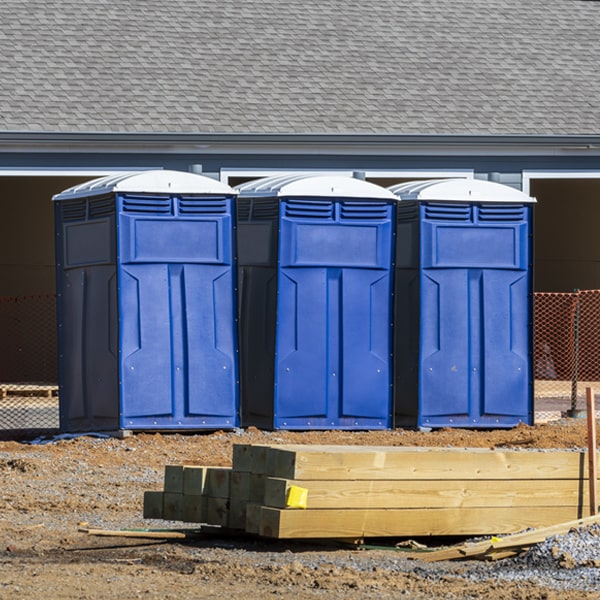 how can i report damages or issues with the portable restrooms during my rental period in Mellen MI